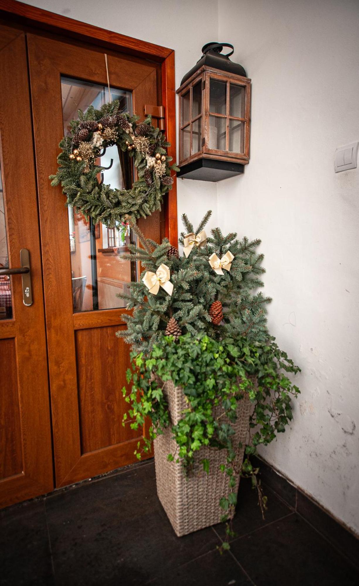 Hostinec Pod Ubocou Valaska Экстерьер фото